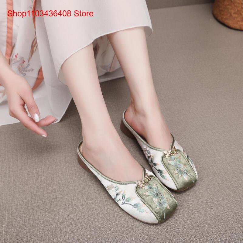 New Embroidered Slippers for H - Ethnic Fashion For Women recension och pris