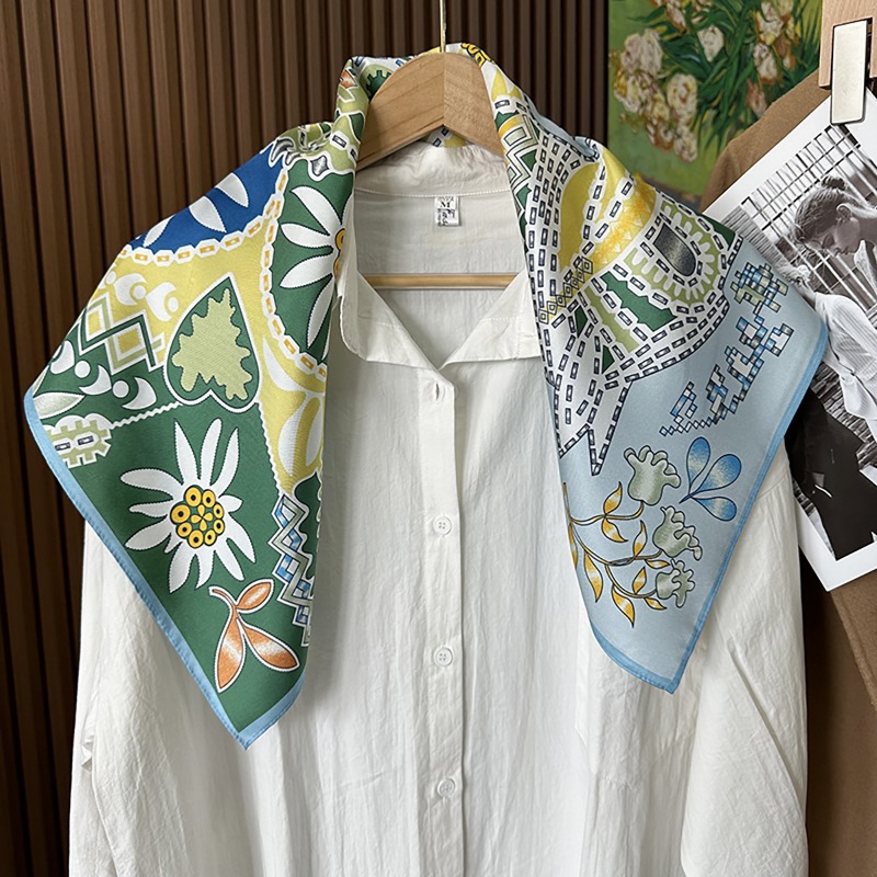 Green Boho Horse Square Scarf  - Ethnic Fashion Accessories recension och pris