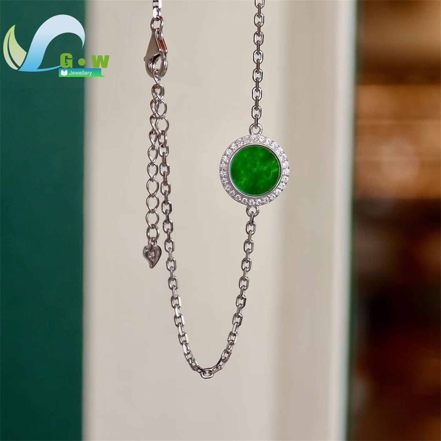 Natural Jadeite Round Plaque R - Ethnic Wear Fashion Designer recension och pris