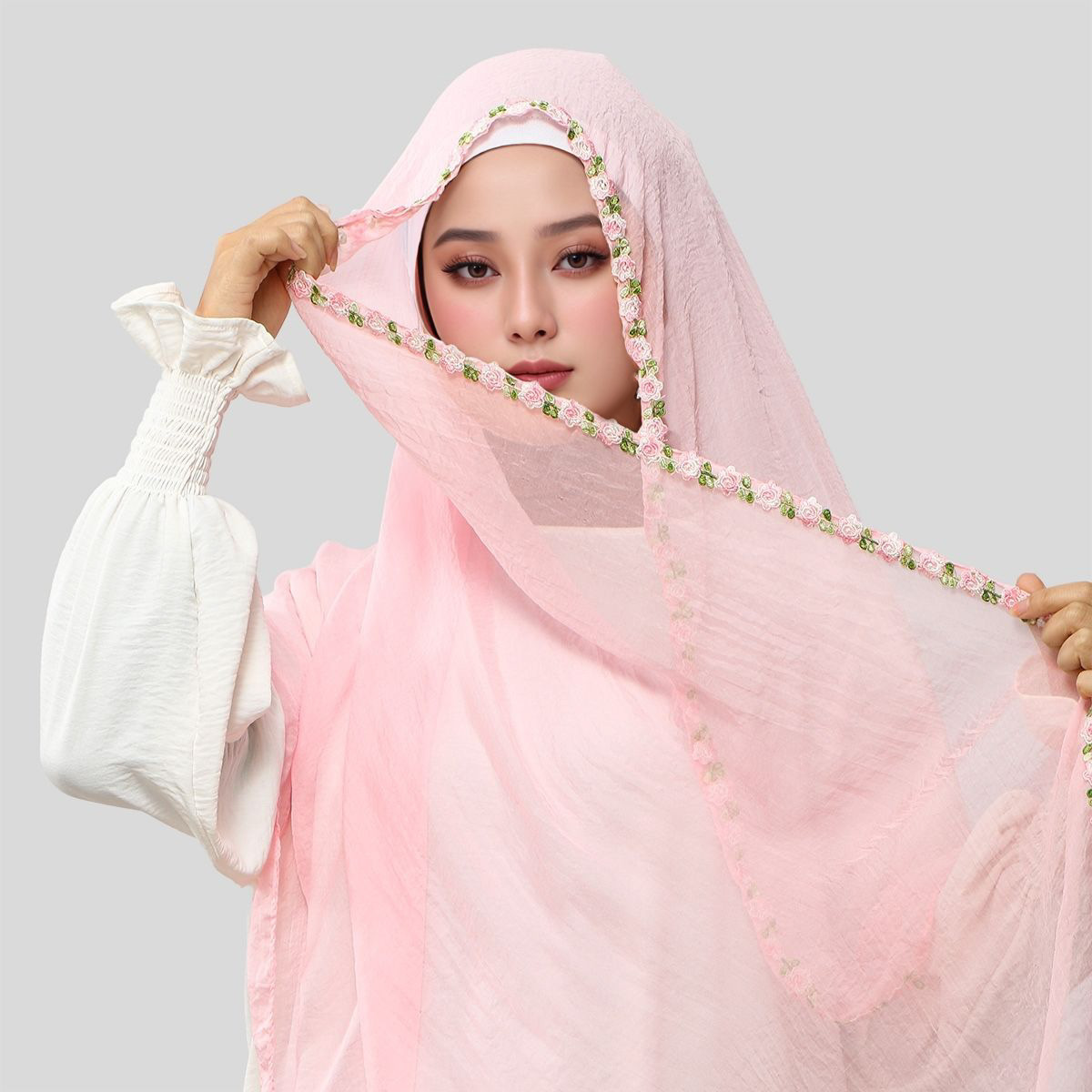 New Rose Embroidery Solid Colo - Ethnic Fashion For Ladies recension och pris
