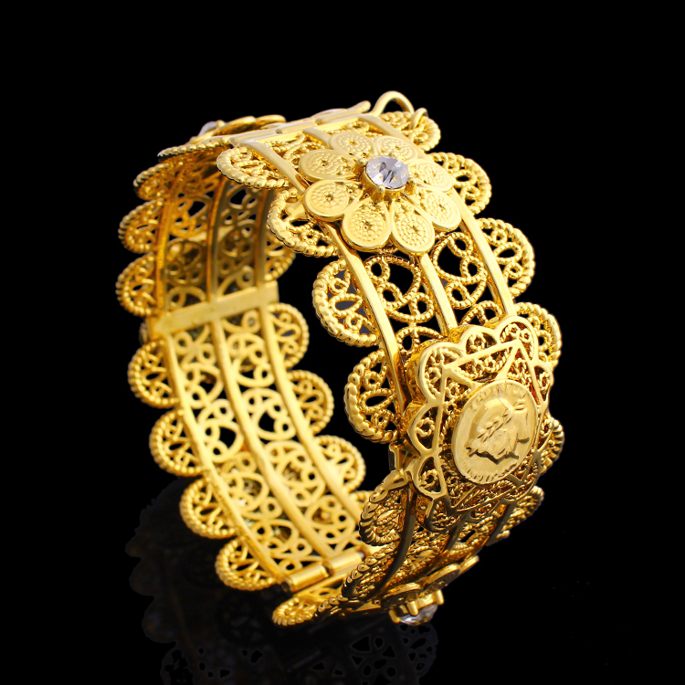 Luxury Women Big Bangle 68mm G - Ethnic Fashion In Dubai recension och pris