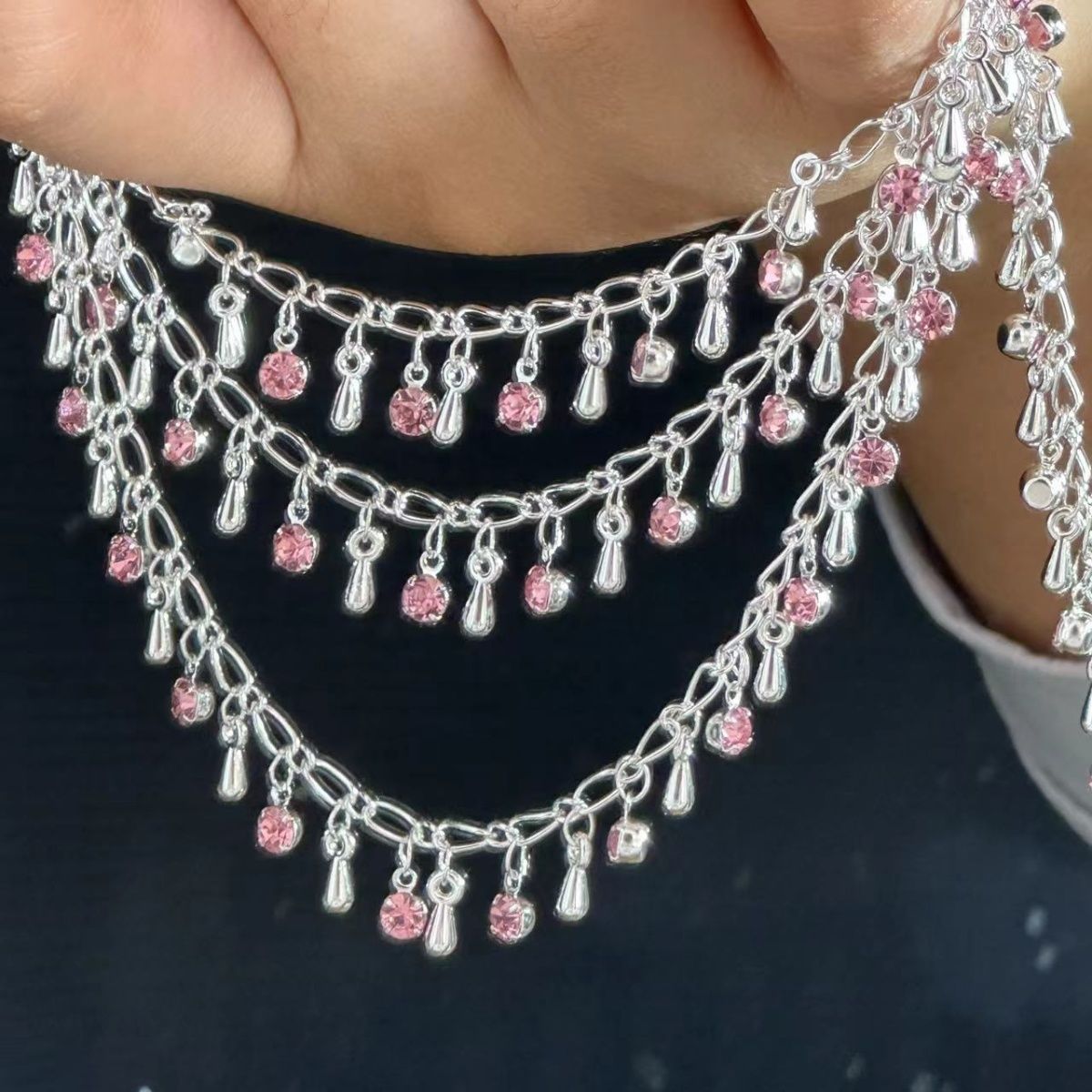 Exquisite Rhinestone Teardrop  - Ethnic Fashion Accessories recension och pris