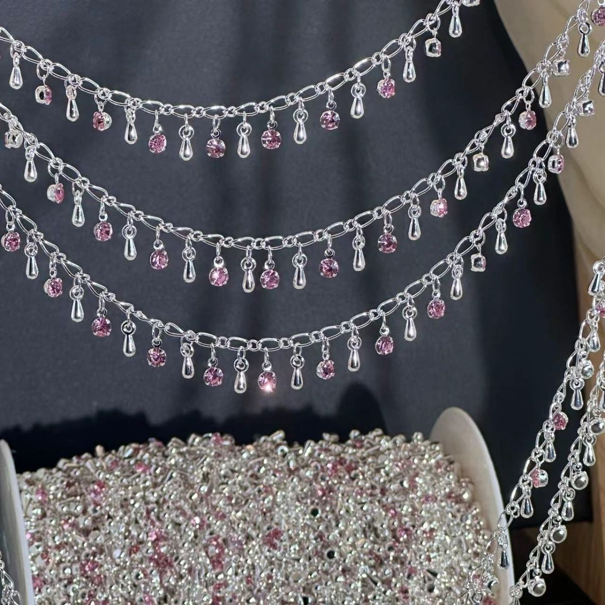 Exquisite Rhinestone Teardrop  - Ethnic Fashion Accessories recension och pris