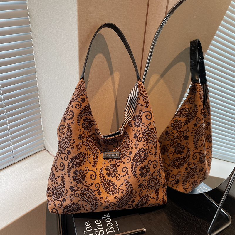 Light Luxury Nylon Patterns La - Women'S Ethnic Fashion Brands recension och pris