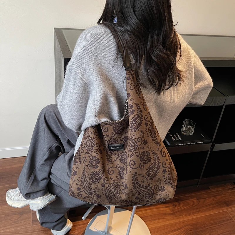 Light Luxury Nylon Patterns La - Women'S Ethnic Fashion Brands recension och pris